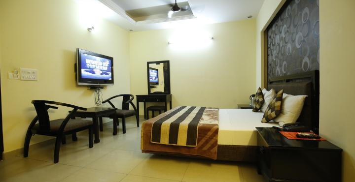 Hotel Sunrise Delhi  Exterior photo